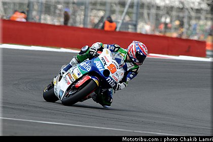 moto2_noyes_08_angleterre_silverstone_2011.jpg