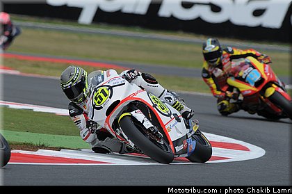 moto2_pirro_3_angleterre_silverstone_2011.jpg