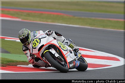 moto2_pirro_4_angleterre_silverstone_2011.jpg