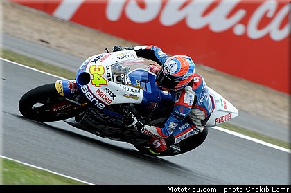 moto2_rabat_02_angleterre_silverstone_2011.jpg