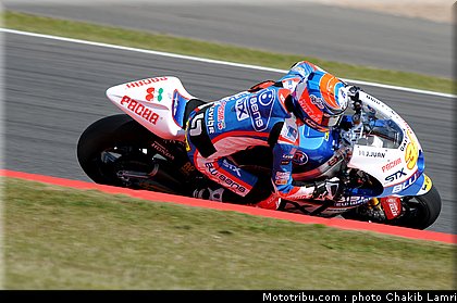 moto2_rabat_13_angleterre_silverstone_2011.jpg