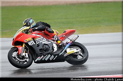 moto2_simeon_3_angleterre_silverstone_2011.jpg