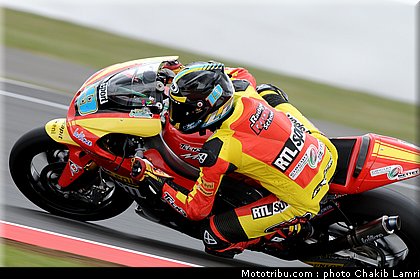 moto2_simeon_8_angleterre_silverstone_2011.jpg