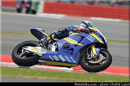 moto2_smith_6_angleterre_silverstone_2011.jpg
