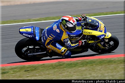 moto2_smith_8_angleterre_silverstone_2011.jpg