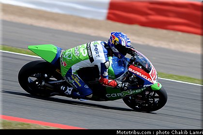 moto2_sofuoglu_1_angleterre_silverstone_2011.jpg