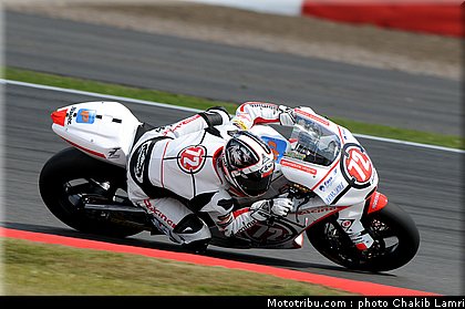 moto2_takahashi_5_angleterre_silverstone_2011.jpg
