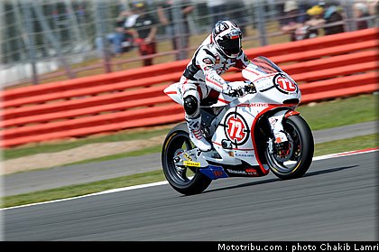 moto2_takahashi_6_angleterre_silverstone_2011.jpg