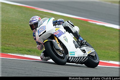 moto2_west_1_angleterre_silverstone_2011.jpg