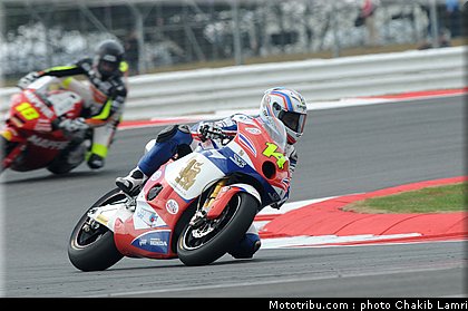 moto2_wilairot_3_angleterre_silverstone_2011.jpg