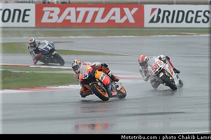 motogp_027_angleterre_silverstone_2011.jpg