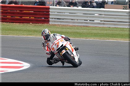 motogp_aoyama_4_angleterre_silverstone_2011.jpg