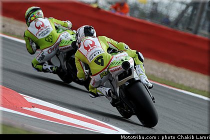 motogp_de_puniet_01_angleterre_silverstone_2011.jpg