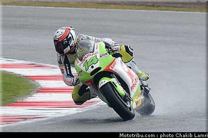 motogp_de_puniet_06_angleterre_silverstone_2011.jpg