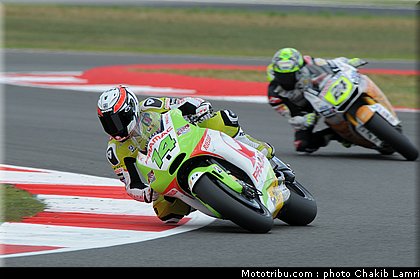 motogp_de_puniet_12_angleterre_silverstone_2011.jpg