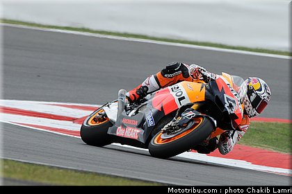 motogp_dovizioso_05_angleterre_silverstone_2011.jpg