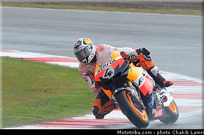 motogp_dovizioso_06_angleterre_silverstone_2011.jpg
