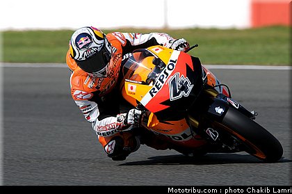 motogp_dovizioso_10_angleterre_silverstone_2011.jpg