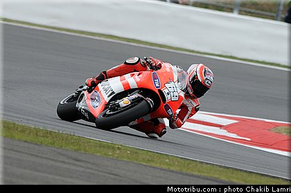 motogp_hayden_06_angleterre_silverstone_2011.jpg