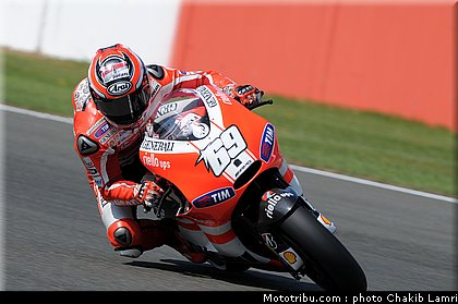 motogp_hayden_09_angleterre_silverstone_2011.jpg