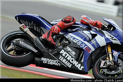 motogp_lorenzo_08_angleterre_silverstone_2011.jpg