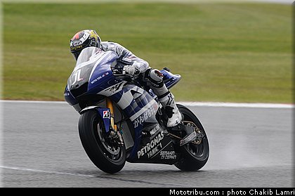 motogp_lorenzo_11_angleterre_silverstone_2011.jpg
