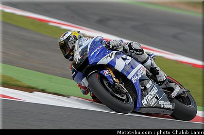 motogp_lorenzo_18_angleterre_silverstone_2011.jpg