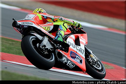 motogp_rossi_01_angleterre_silverstone_2011.jpg