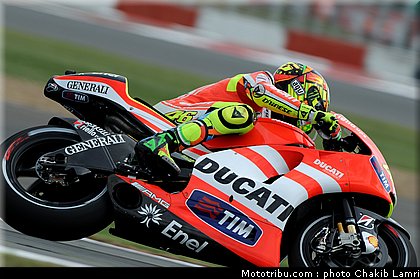 motogp_rossi_03_angleterre_silverstone_2011.jpg