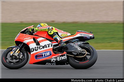 motogp_rossi_21_angleterre_silverstone_2011.jpg