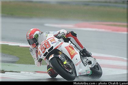 motogp_simoncelli_02_angleterre_silverstone_2011.jpg