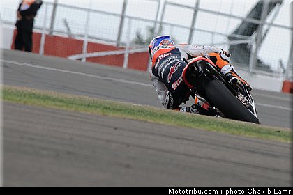 motogp_stoner_11_angleterre_silverstone_2011.jpg
