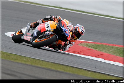 motogp_stoner_12_angleterre_silverstone_2011.jpg