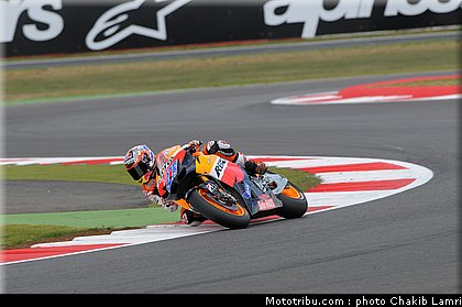 motogp_stoner_21_angleterre_silverstone_2011.jpg