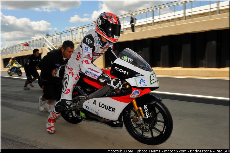 125_rossi_2_angleterre_silverstone_2011