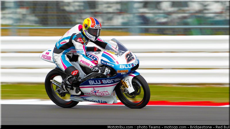 125_vinales_2_angleterre_silverstone_2011