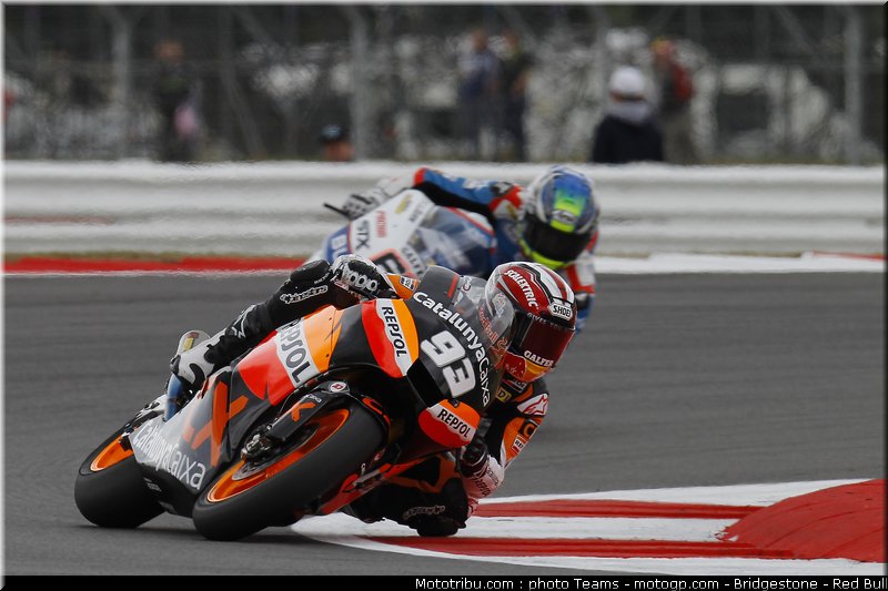 moto2_004_angleterre_silverstone_2011