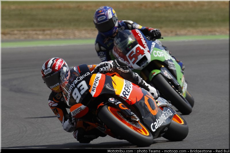 moto2_007_angleterre_silverstone_2011