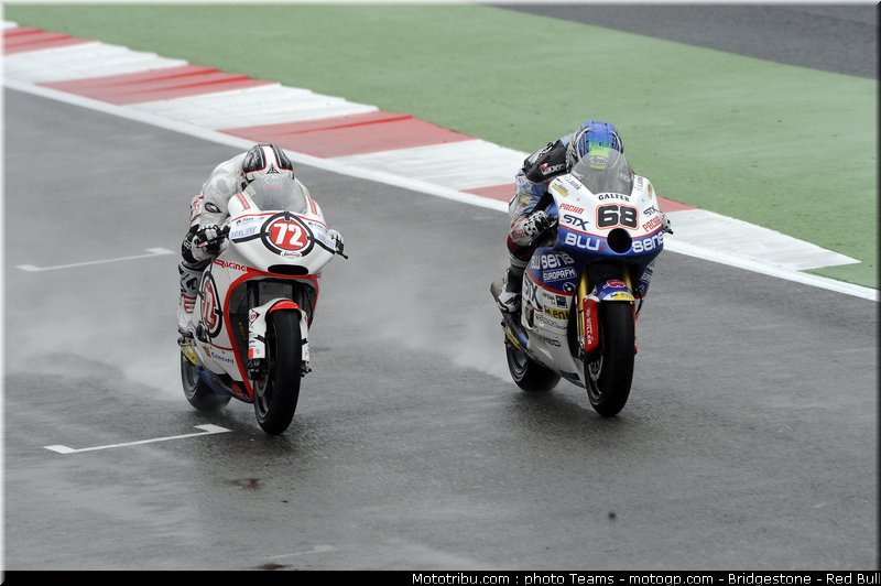 moto2_013_angleterre_silverstone_2011
