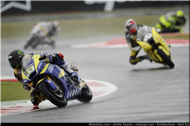 moto2_029_angleterre_silverstone_2011