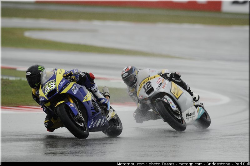 moto2_033_angleterre_silverstone_2011