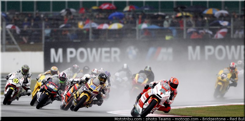 moto2_043_angleterre_silverstone_2011