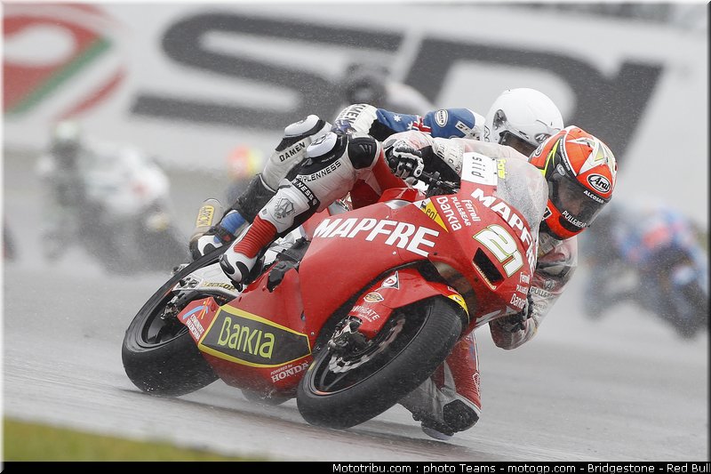 moto2_055_angleterre_silverstone_2011
