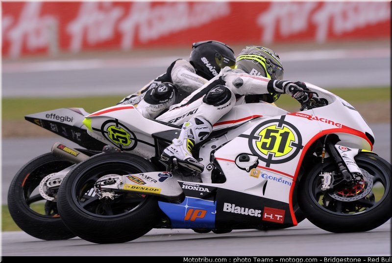 moto2_062_angleterre_silverstone_2011