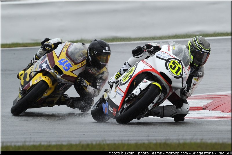 moto2_068_angleterre_silverstone_2011