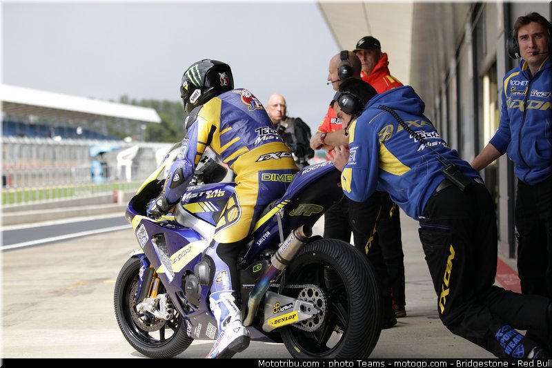 moto2_dimeglio_07_angleterre_silverstone_2011