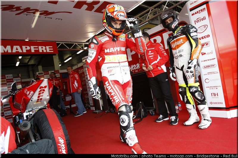 moto2_fores_09_angleterre_silverstone_2011