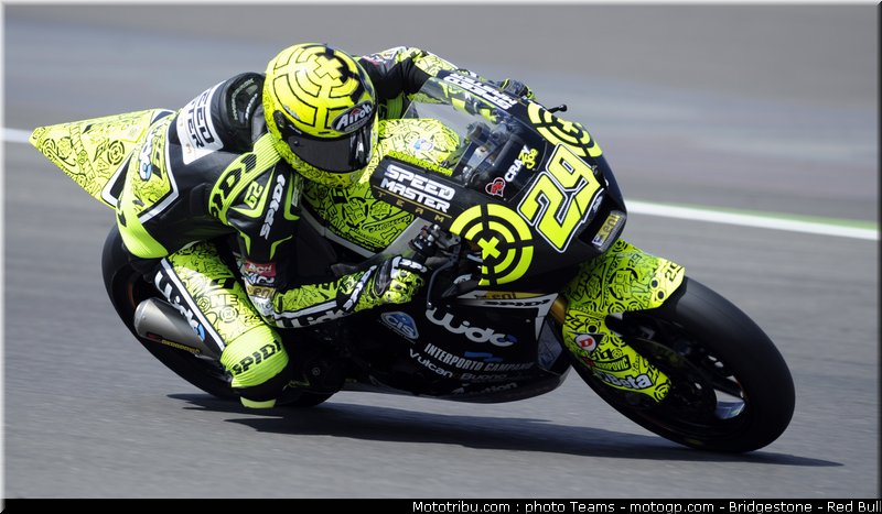 moto2_iannone_angleterre_silverstone_2011