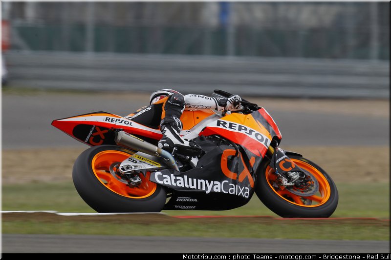 moto2_marquez_09_angleterre_silverstone_2011