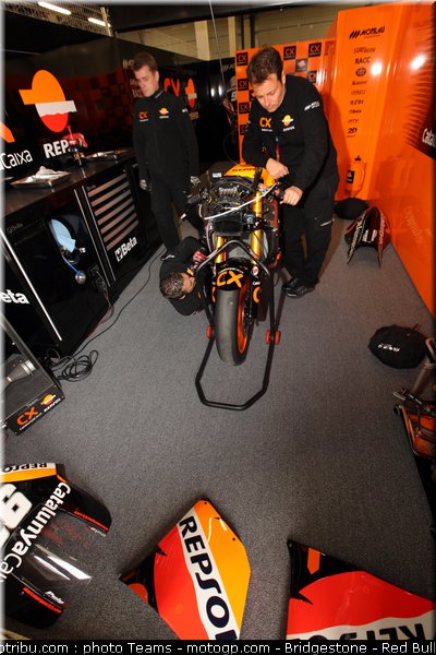 moto2_marquez_19_angleterre_silverstone_2011